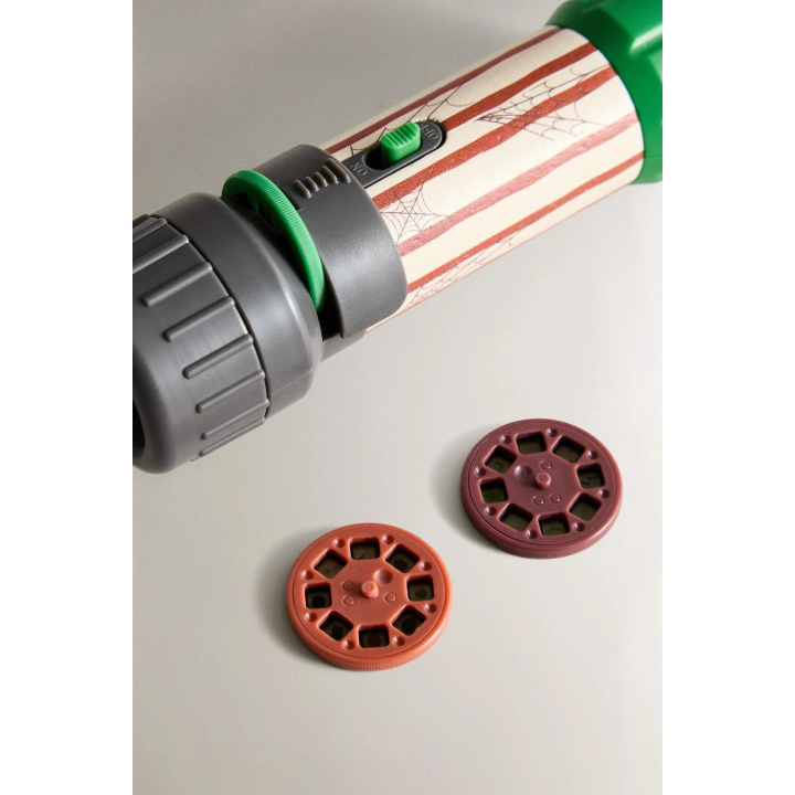 Детская проекторная игрушка на хэллоуин