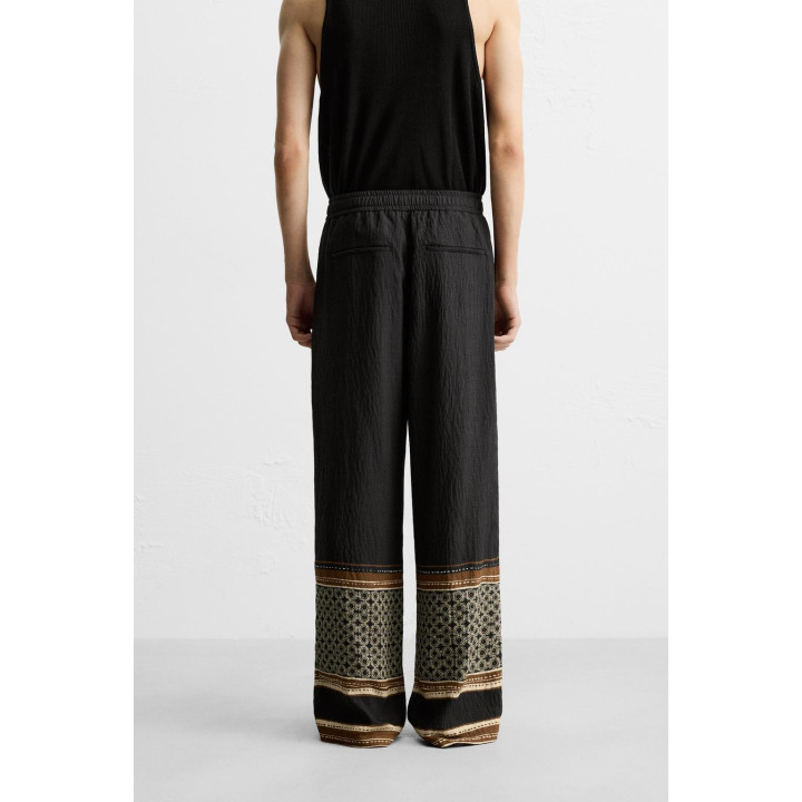 БРЮКИ СВОБОДНОГО КРОЯ В СТИЛЕ COLOR BLOCK