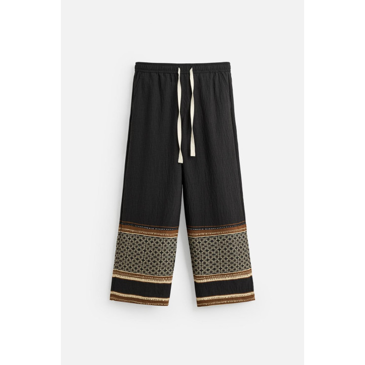 БРЮКИ СВОБОДНОГО КРОЯ В СТИЛЕ COLOR BLOCK