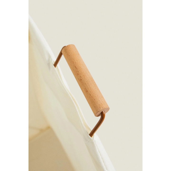 FOLDABLE LAUNDRY BASKET