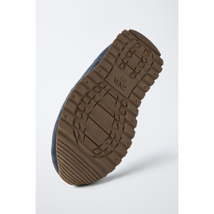 КОЖАНЫЕ КРОССОВКИ