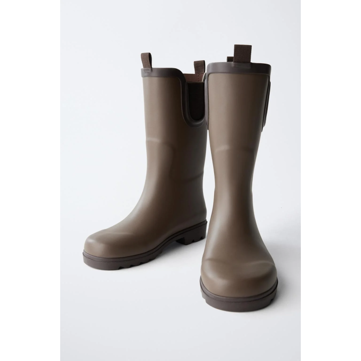 ВЫСОКИЕ РЕЗИНОВЫЕ САПОГИ