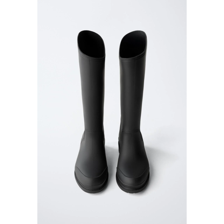 ВЫСОКИЕ РЕЗИНОВЫЕ САПОГИ