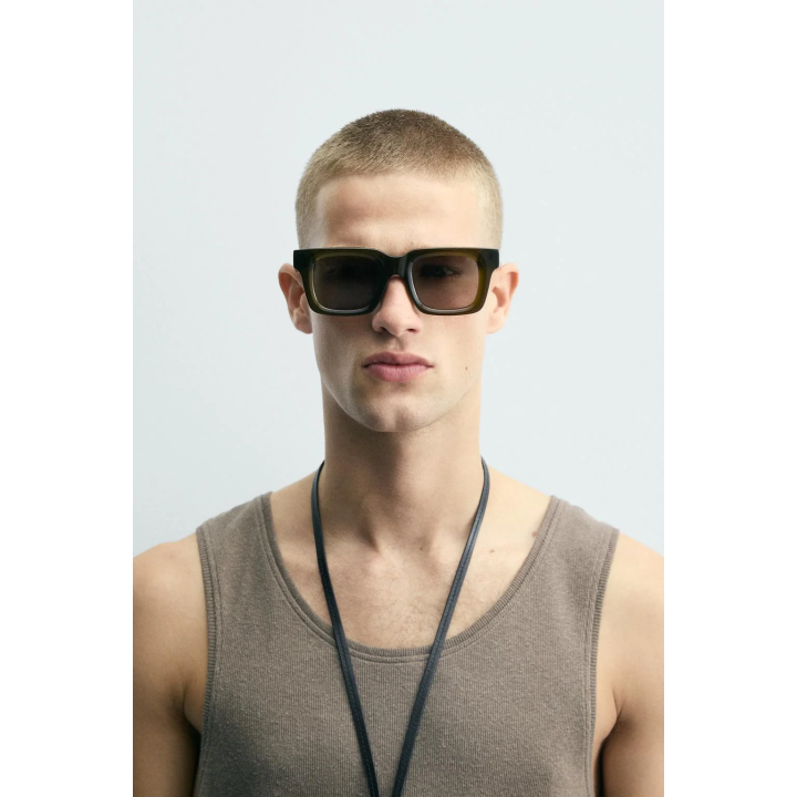 КВАДРАТНЫЕ СОЛНЦЕЗАЩИТНЫЕ ОЧКИ