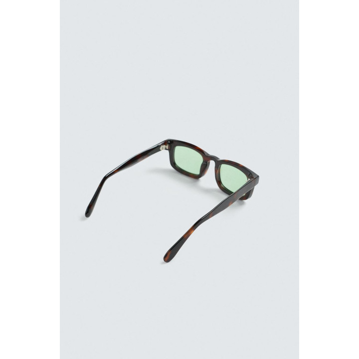 ПРЯМОУГОЛЬНЫЕ СОЛНЦЕЗАЩИТНЫЕ ОЧКИ