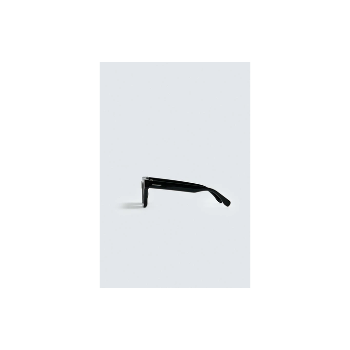 СОЛНЦЕЗАЩИТНЫЕ ОЧКИ КВАДРАТНЫЕ