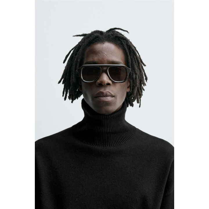 СОЛНЦЕЗАЩИТНЫЕ ОЧКИ ОВАЛЬНОЙ ФОРМЫ