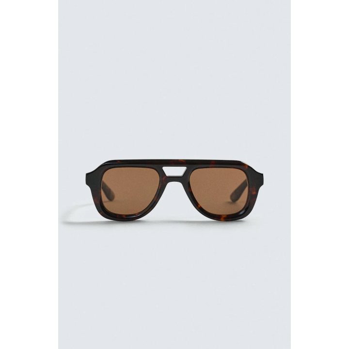 СОЛНЦЕЗАЩИТНЫЕ ОЧКИ ОВАЛЬНОЙ ФОРМЫ