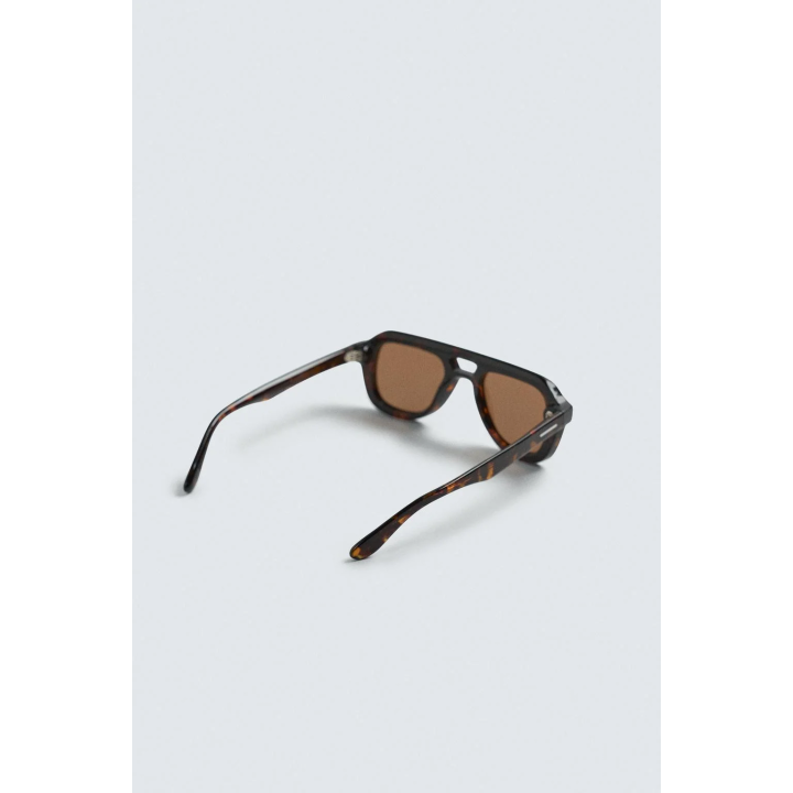 СОЛНЦЕЗАЩИТНЫЕ ОЧКИ ОВАЛЬНОЙ ФОРМЫ