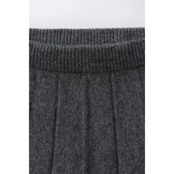 ВЯЗАНАЯ ЮБКА В СКЛАДКУ С ШЕРСТЬЮ