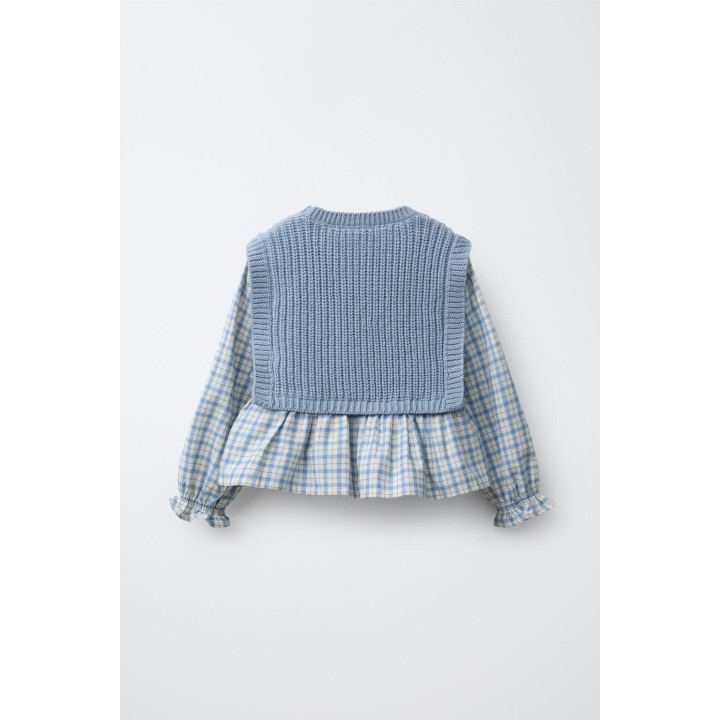 ВЫШИТЫЙ ТРИКОТАЖНЫЙ ЖИЛЕТ В СОЧЕТАНИИ С РУБАШКОЙ В КЛЕТКУ