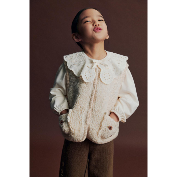 ТРИКОТАЖНЫЕ БРЮКИ С ВЫШИВКОЙ В ВИДЕ ЦВЕТОВ