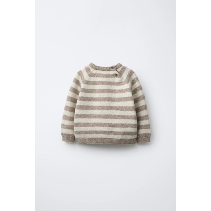 ВЯЗАНЫЙ СВИТЕР В ПОЛОСКУ