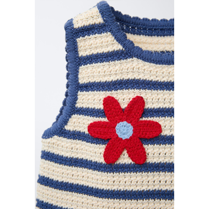 ТРИКОТАЖНЫЙ ТОП В ПОЛОСКУ С ЦВЕТОЧНЫМ РИСУНКОМ