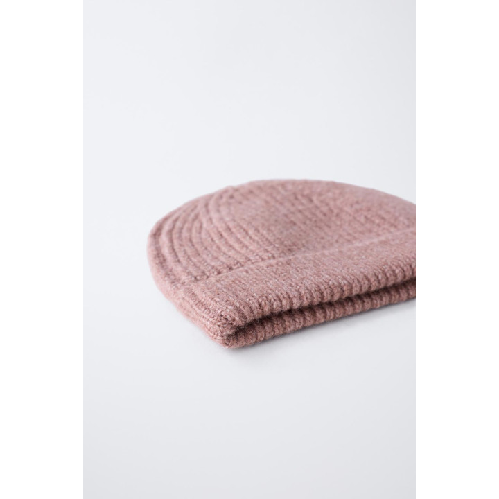 БАЗОВАЯ ТРИКОТАЖНАЯ ШАПКА