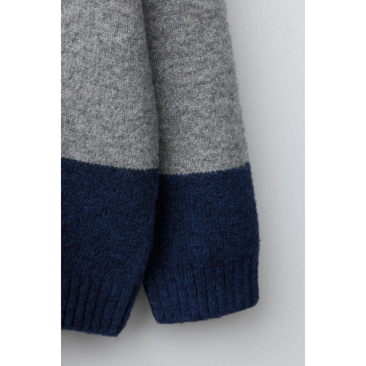 ТРИКОТАЖНЫЙ СВИТЕР ПОЛО В ПОЛОСКУ