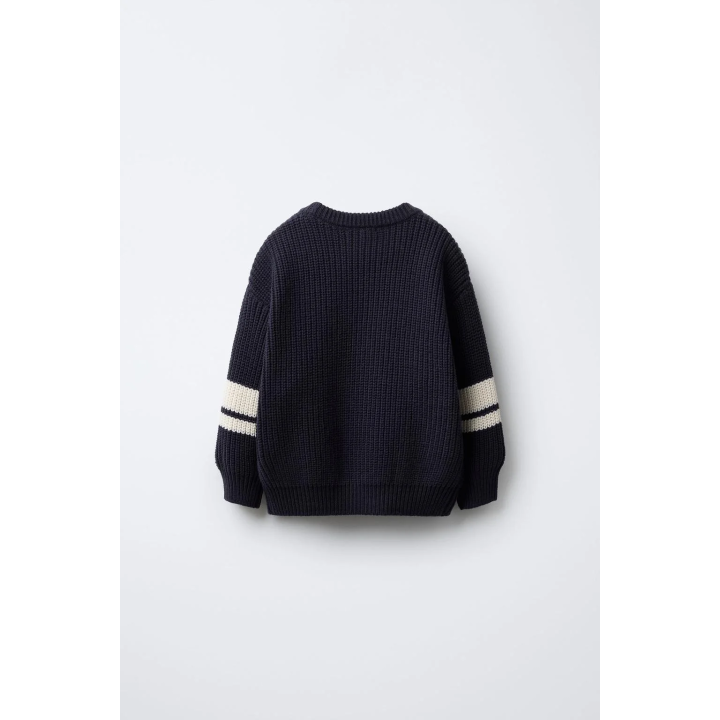 ДЖЕРСИ В СТИЛЕ «ВАРСИТИ» С НАШИВКОЙ