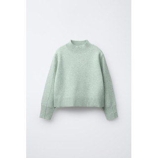 ОДНОТОННЫЙ ТРИКОТАЖНЫЙ ДЖЕМПЕР