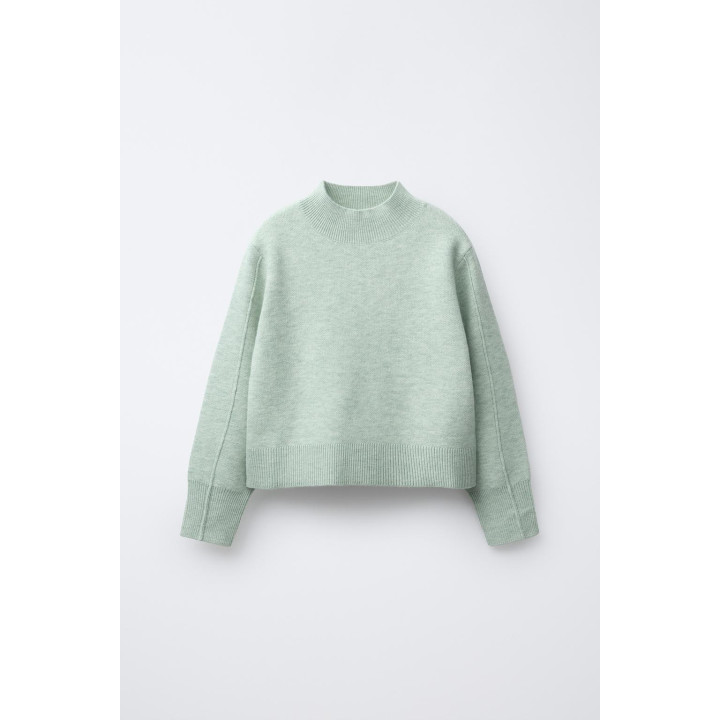 ОДНОТОННЫЙ ТРИКОТАЖНЫЙ ДЖЕМПЕР