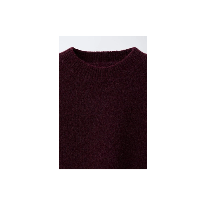 ВЯЗАНЫЙ ДЖЕРСИ С ВОЛАНАМИ