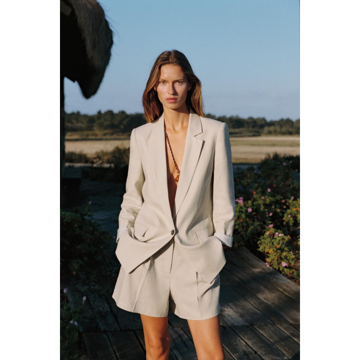 ШОРТЫ ИЗ СМЕСОВОГО ЛЬНА С ВЫСОКОЙ ПОСАДКОЙ