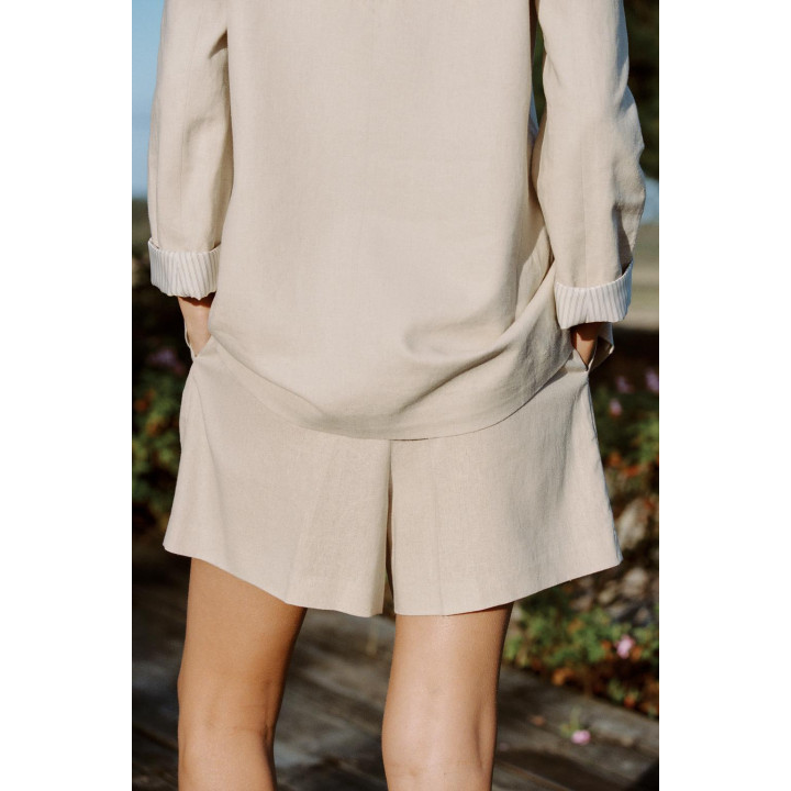 ШОРТЫ ИЗ СМЕСОВОГО ЛЬНА С ВЫСОКОЙ ПОСАДКОЙ