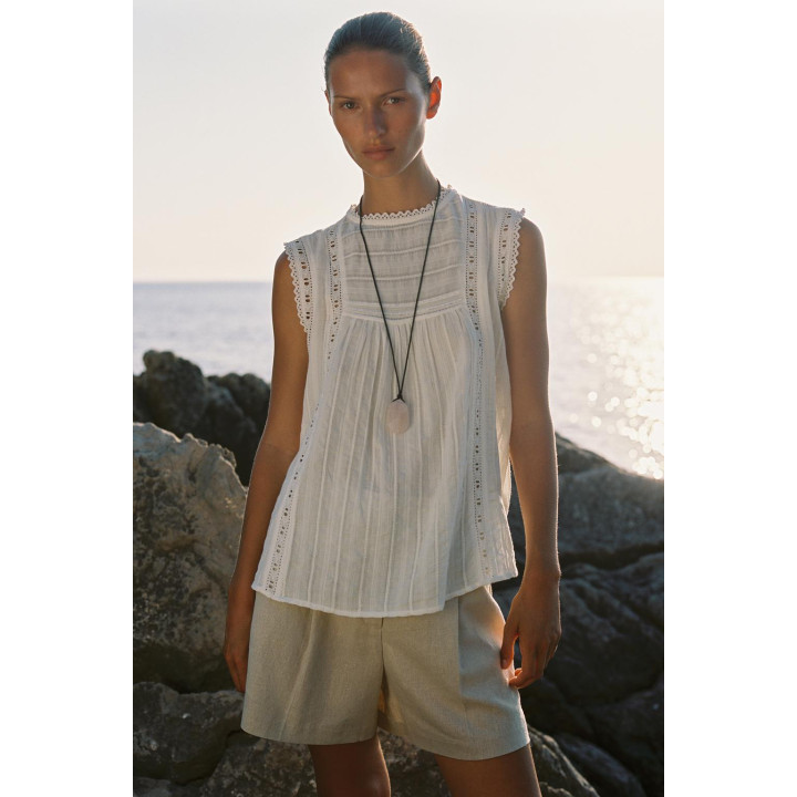 ШОРТЫ ИЗ СМЕСОВОГО ЛЬНА С ВЫСОКОЙ ПОСАДКОЙ