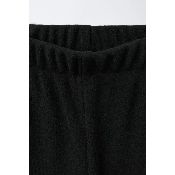 БРЮКИ-КЮЛОТЫ ИЗ МЯГКОЙ ТКАНИ С КОНТРАСТНЫМ БАНТОМ