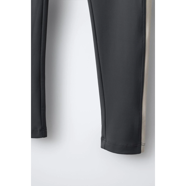 ЛЕГИНСЫ С ЛАМПАСАМИ