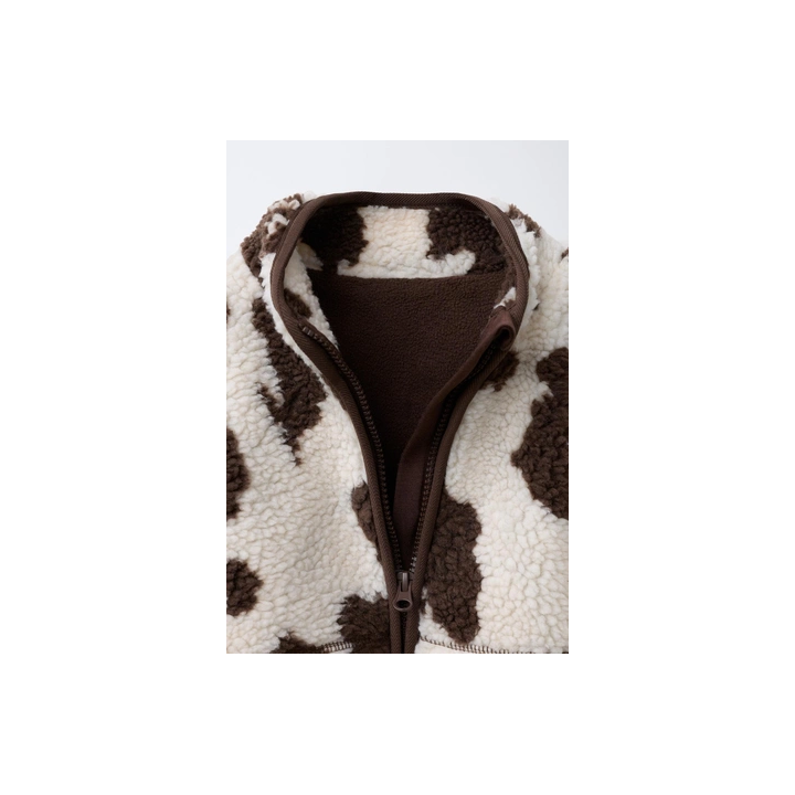 КУРТКА ИЗ ИСКУССТВЕННОЙ ОВЧИНЫ С КОРОВЬИМ ПРИНТОМ