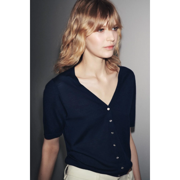 КАРДИГАН ИЗ 100% ЭКСТРАТОНКОЙ ШЕРСТИ С КОРОТКИМ РУКАВОМ