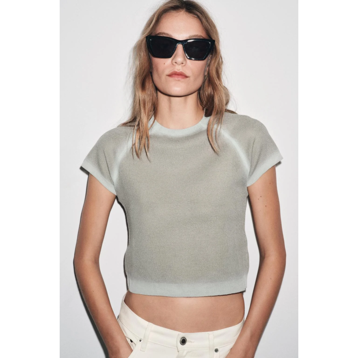 ТРИКОТАЖНЫЙ ТОП С ЭФФЕКТОМ ДЕГРАДЕ