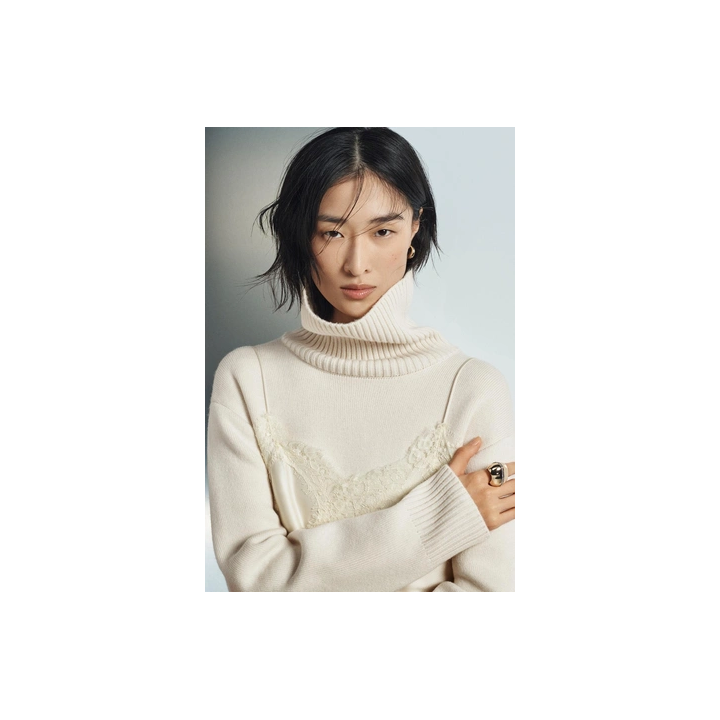 ШЕРСТЯНОЙ СВИТЕР С ВЫСОКИМ ВОРОТНИКОМ