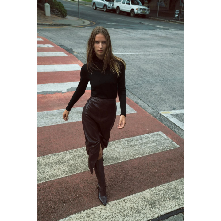 СВИТЕР ИЗ ШЕРСТИ С ВЫСОКИМ ВОРОТНИКОМ НАЗАПАХ