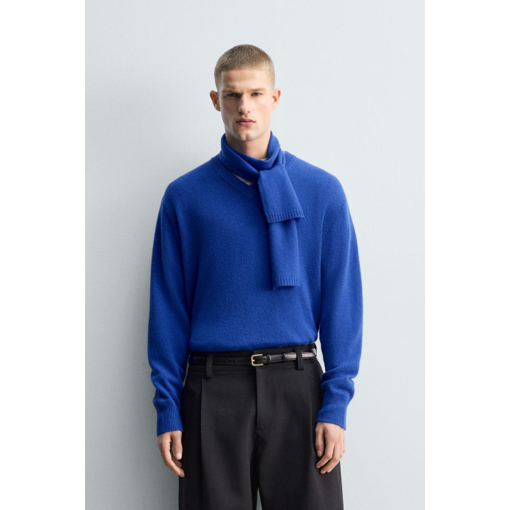 СВИТЕР ИЗ ШЕРСТИ И КАШЕМИРА С V-ОБРАЗНЫМ ВЫРЕЗОМ — LIMITED EDITION