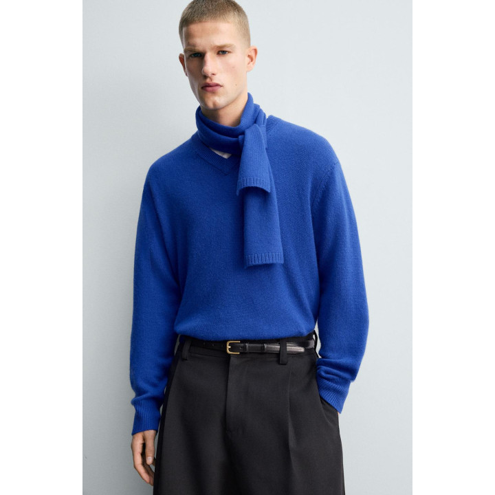 СВИТЕР ИЗ ШЕРСТИ И КАШЕМИРА С V-ОБРАЗНЫМ ВЫРЕЗОМ — LIMITED EDITION