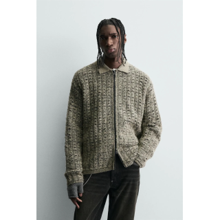 Кардиган с рельефным узором