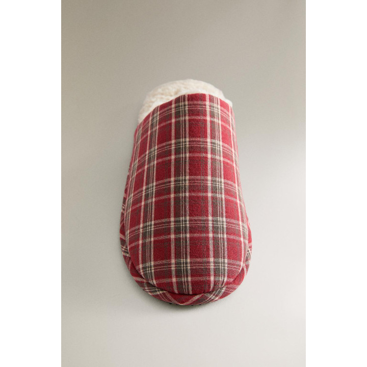 Теплые тапочки в клетку