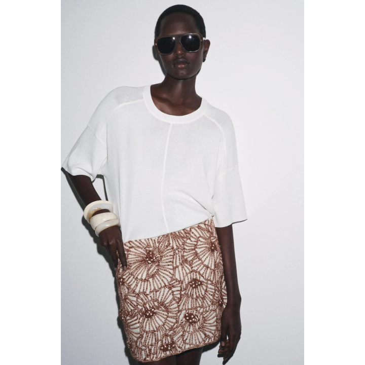 КОРОТКАЯ ЮБКА С ВЫШИВКОЙ В ВИДЕ ЦВЕТОВ — ZW COLLECTION