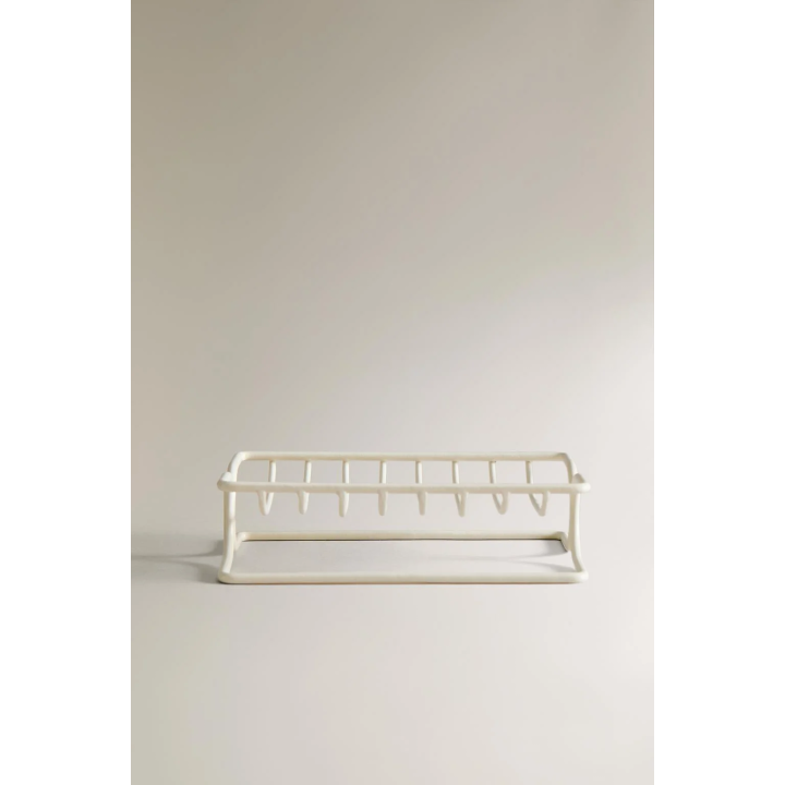 СОЛНЦЕЗАЩИТНЫЕ ОЧКИ ОВАЛЬНОЙ ФОРМЫ