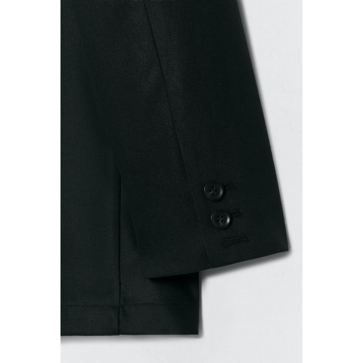 Солнцезащитные очки прямоугольной формы