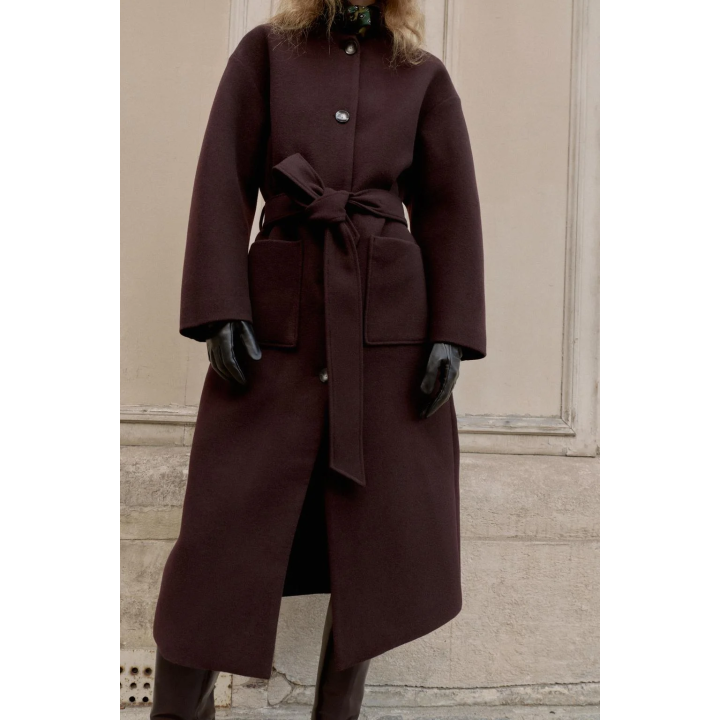 ДЛИННОЕ ПАЛЬТО С ПОЯСОМ