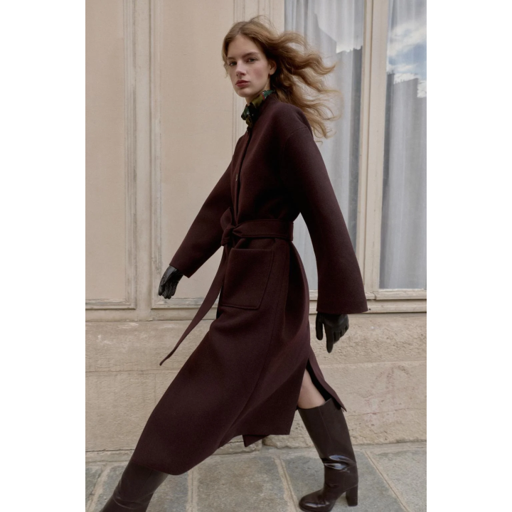 ДЛИННОЕ ПАЛЬТО С ПОЯСОМ