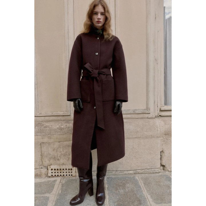 ДЛИННОЕ ПАЛЬТО С ПОЯСОМ