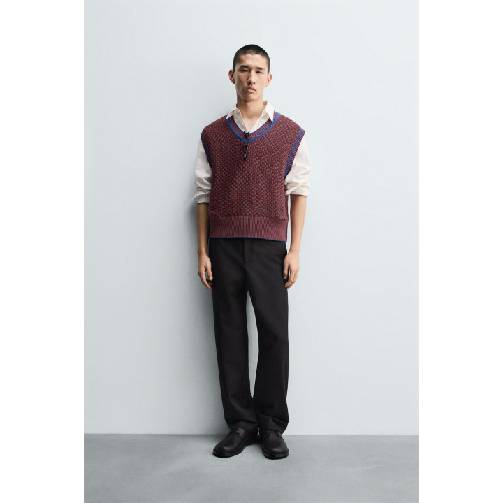 КОНТРАСТНЫЙ ТРИКОТАЖНЫЙ ЖИЛЕТ