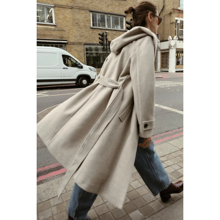 МЯГКОЕ ПАЛЬТО С КАПЮШОНОМ