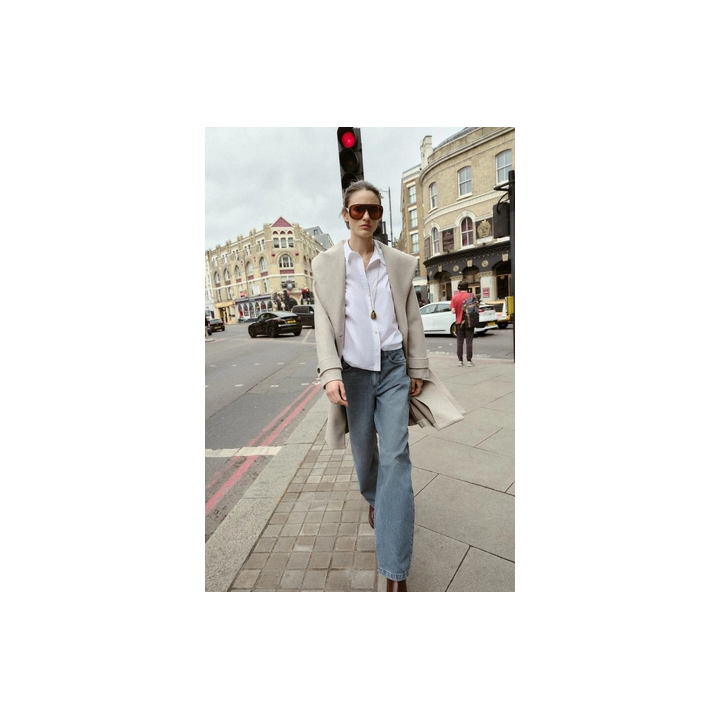 МЯГКОЕ ПАЛЬТО С КАПЮШОНОМ