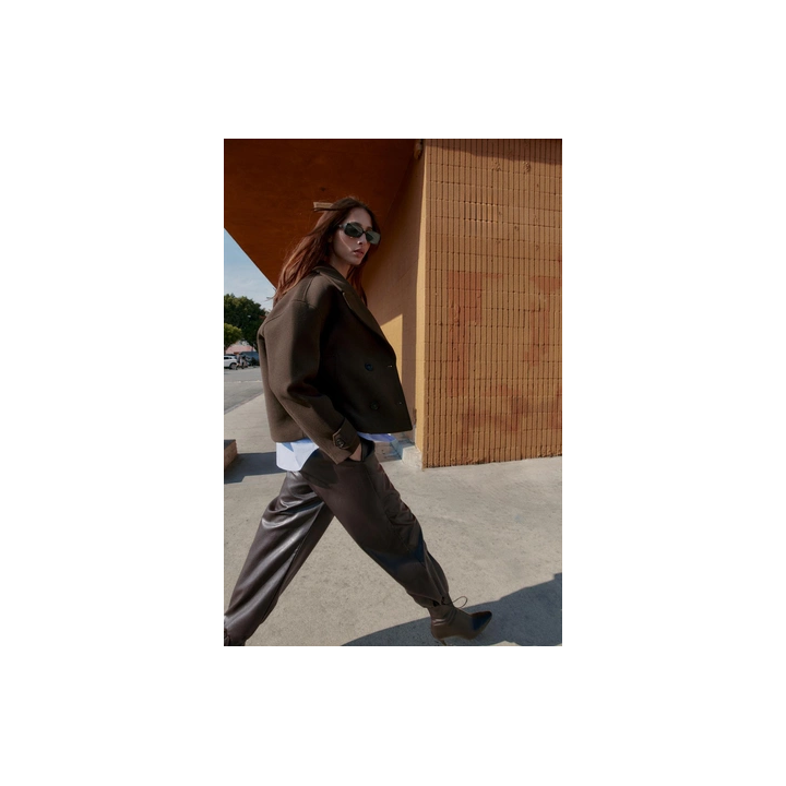 КОРОТКОЕ ДВУБОРТНОЕ ПАЛЬТО