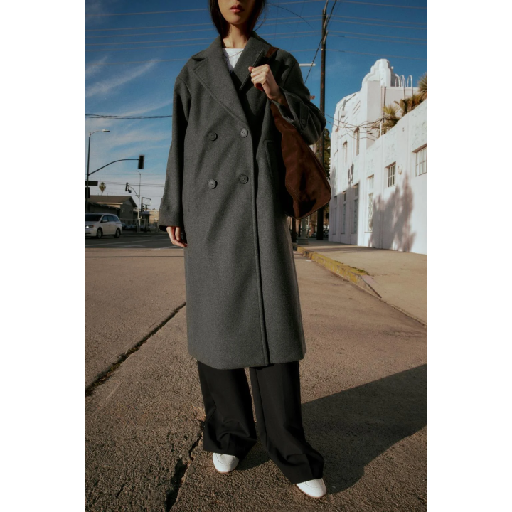 ПАЛЬТО ОВЕРСАЙЗ ИЗ МЯГКОЙ ТКАНИ