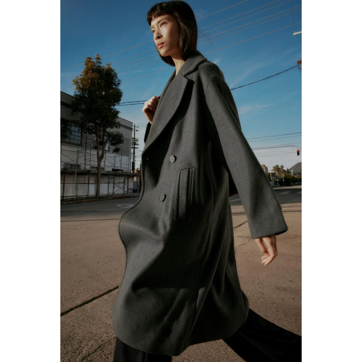 ПАЛЬТО ОВЕРСАЙЗ ИЗ МЯГКОЙ ТКАНИ